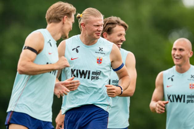 260610 Martin odegaard, Erling Braut Haaland, Sander Berge and Leo ostigard of the Norwegian national football team at an open training session during day 1 of the FIFA World Cup 2026 on June 10, 2026 in Greensboro Photo Vegard Grott BILDBYRAN kod VG VG0945 bbeng fotball football soccer fotboll fifa world cup vm fotball vm norge norway trening träning träning training practice  Copyright: VEGARDxGRoTT BB260610VG023