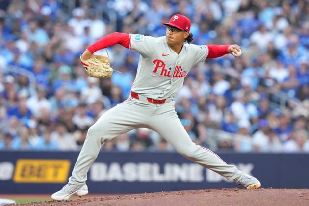 June 10, 2026, Toronto, On, CAN: Philadelphia Phillies pitcher JesoÂºs Luzardo (44) works against the Toronto Blue Jays during first inning MLB, Baseball Herren, USA baseball action in Toronto on Wednesday, June 10, 2026. JesoÂºS Luzardo  - ZUMAc35_ 20260610_zaf_c35_187 Copyright: xChrisxYoungx
