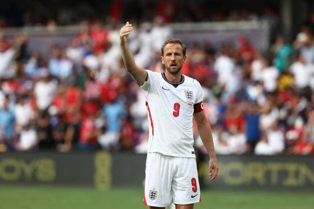 ORLANDO, FL - JUNE 10: England forward Harry Kane (9) calls to a teammate in the first half during the friendly soccer match betwene England and Costa Rica on Wednesday, June 10, 2026 at i nter&Co Stadium in Orando, FL (Photo by Peter Joneleit Icon Sportswire) SOCCER: JUN 10 England vs Costa Rica EDITORIAL USE ONLY Icon260610022