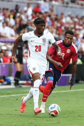 ORLANDO, FL - JUNE 10: England forward Noni Madueke (20) attacks with the ball in the first half during the friendly soccer match betwene England and Costa Rica on Wednesday, June 10, 2026 at i nter&Co Stadium in Orando, FL (Photo by Peter Joneleit Icon Sportswire) SOCCER: JUN 10 England vs Costa Rica EDITORIAL USE ONLY Icon260610061