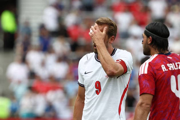 ORLANDO, FL - JUNE 10: England forward Harry Kane (9) wipes the sweat from his face in the first half during the friendly soccer match betwene England and Costa Rica on Wednesday, June 10, 2026 at i nter&Co Stadium in Orando, FL (Photo by Peter Joneleit Icon Sportswire) SOCCER: JUN 10 England vs Costa Rica EDITORIAL USE ONLY Icon260610063