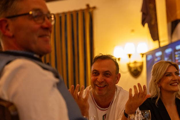 Bob Hannig is happy after the draw, Alfred Gislason, national team, Nationalteam Coach Germany, Handball World Cup 2027 Draw , Handball, World Cup, Draw, 2027, 10.06.2026, Hofbraeuhaus Munich Hofbraeuhaus Munich Germany Copyright: xFootxBowl BjörnxKeckerx