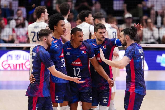 France V Italy - 2026 Men s Volleyball Nations League - Ottawa -Day1 Antoine Brizard 11, Stephen Boyer 12, and Daniel Iyegbekedo 32 of France during the 2026 Men s Volleyball Nations League match between France and Italy at TD Place Arena in Ottawa, Canada, on June 10, 2026. Ottawa Ontario Canada  Copyright: xYuanxTianx originalFilename:tian-2026mens260610_npgHv.jpg