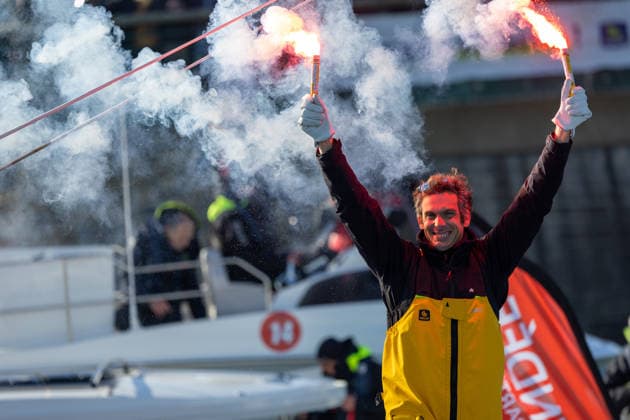 VOILE : Arrivee VendÃ e Globe 2024 2025 - Les Sables d Olonne - 14 01 2025 Charlie Dalin, vainqueur du VendÃ e Globe 2024-2025 en 64j 19h 22min et 49 sec - Les Sables d Olonne le 14 01 2025  Copyright: xAlexisxCourcouxx