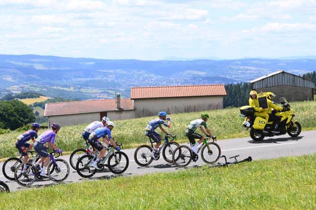 Tour Auvergne - Rhone-Alpes 2026 Stage 5 PARC DES OISEAUX - VILLARS-LES-DOMBES, FRANCE - JUNE 11 : Engelhardt Felix (GER) of Team Jayco AlUla, Houle Hugo (CAN) of Alpecin - Premier Tech, Arriolabengoa Julen (ESP) of Caja Rural - Seguros RGA, Reinderink Pepijn (NED) of Soudal Quick-Step, Guernalec Thibault (FRA) of TotalEnergies, Dhondt Robbe (BEL) of Team Picnic PostNL during stage 5 of the 78th edition of Tour Auvergne - Rhone-Alpes an UCI World Tour 2.UWT cycling road race stage for Men Elite of 195.8 km with start in Saint-Chamond and finish in Parc des Oiseaux - Villars-les-Dombes on June 11, 2026 in Parc des Oiseaux - Villars-les-Dombes, France, 11 06 2026 ( Motordriver Guy De Vuyst - Parc des Oiseaux - Villars-les-Dombes France  Copyright: xVincentxKalutx