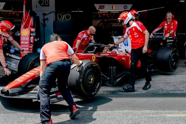 BARCELONA Practice pit stops with the car of Formula 1 driver Charles Leclerc or Scuderia Ferrari HP during the Formula 1 Spain Catalonia at the Circuit de Barcelona Catalunya on June 11, 2026 in Barcelona, Spain Photo by DeFodi Images