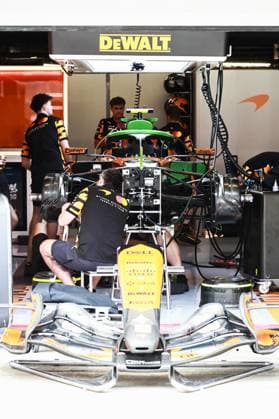 McLaren F1 Team during the Formula 1 Barcelona Catalunya Grand Prix 2026, 7th round of the 2026 Formula One World Championship from June 12 to 14, 2026 on the Circuit de Barcelona Catalunya, in Montmelo, Spain Photo Hoch Zwei Montmelo Spain