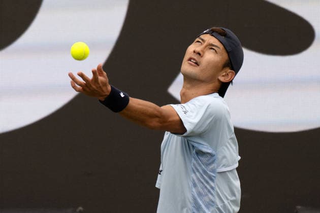 Sho Shimabukuro JPN xettx, Germany, Stuttgart, 11 06 2026, Tennis, Boss Open, Day 6, 2026, Round of 16, S Shimabukuro JPN N Kyrgios AUS , TC Weissenhof, Center Court