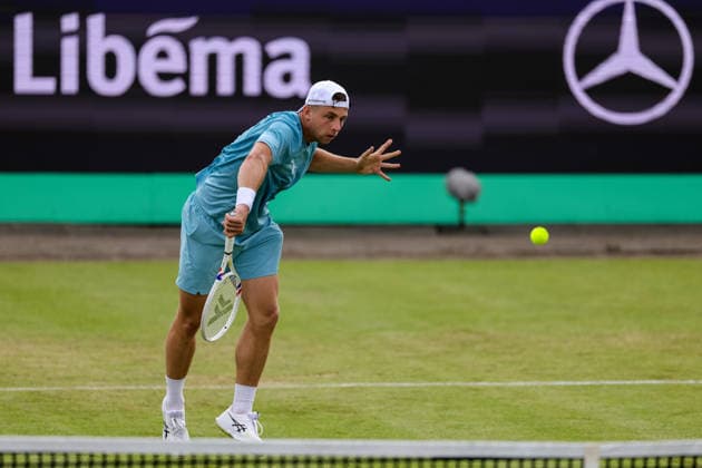 ROSMALEN, NETHERLANDS - JUNE 11: Tallon Griekspoor of the Netherlands plays a backhand volley in his Men s Singles Second Round match against Zhizhen Zhang of China during Day 4 of the Libema Open Grass Court Championships at the Autotron on June 11, 2026 in Rosmalen, Netherlands.  Copyright: xRenexNijhuis MBxMediax