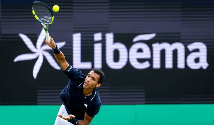 DEN BOSCH - Felix Auger-Aliassime (CAN) during the ATP, Tennis Herren singles match against Marton Fucsovics (HUN) at the LibÃ ma Open 2026. The combined ATP WTA, Tennis Damen tournament is being held on the event grounds of the former Autotron car theme park. IRIS VAN DEN BROEK ANP xVIxANPxSportx xxANPxIVx 560742297 originalFilename: 560742297.jpg