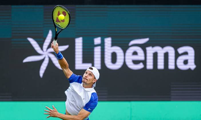 DEN BOSCH - Marton Fucsovics (HUN) during the ATP, Tennis Herren singles match against Felix Auger-Aliassime (CAN) at the LibÃ ma Open 2026. The combined ATP WTA, Tennis Damen tournament is being held on the event grounds of the former Autotron car theme park. IRIS VAN DEN BROEK ANP xVIxANPxSportx xxANPxIVx 560742532 originalFilename: 560742532.jpg
