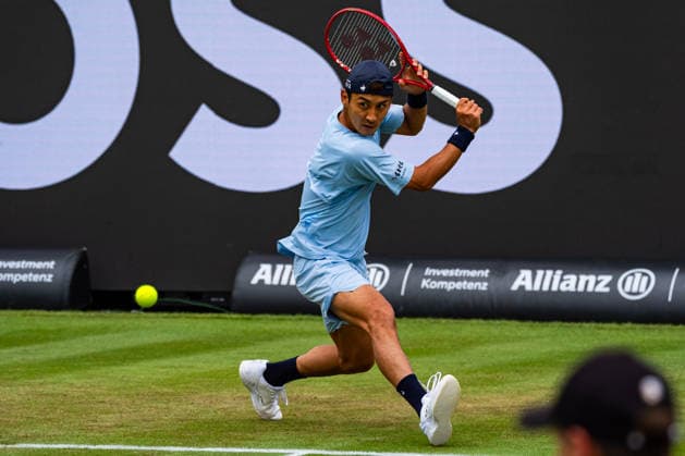 Stuttgart, GERMANY - June 11: Sho Shimabukuro (JPN) during the Singles Match between Sho Shimabukuro (JPN) vs. Nick Kyrgios (AUS) at BOSS OPEN 2026, Tennisanlage Weissenhof on June 11, 2026 in Stuttgart, Germany. Baden-Württemberg Germany Copyright: xTimoxSteinx