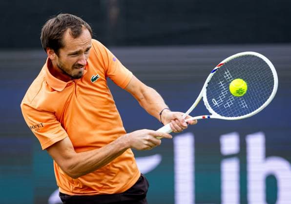DEN BOSCH - Daniil Medvedev during the ATP, Tennis Herren singles match against Thijs Boogaard at the LibÃ ma Open 2026. The combined ATP WTA, Tennis Damen tournament is being held on the event grounds of the former Autotron car theme park. IRIS VAN DEN BROEK ANP xVIxANPxSportx xxANPxIVx 560748665 originalFilename: 560748665.jpg
