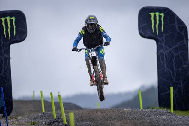 Whoop UCI Mountain Bike World Series Leogang Downhill WILSON Reece AON RACINGat Whoop UCI Mountain Bike World Series Leogang Downhill, 11 06 2026,in Leogang,AUT Photo Sebastian Sternemann