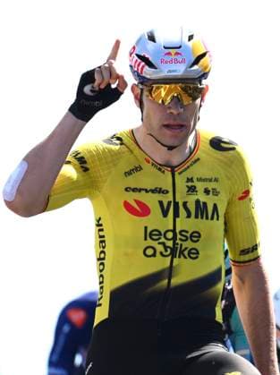 Tour Auvergne - Rhone-Alpes 2026 Stage 5 PARC DES OISEAUX - VILLARS-LES-DOMBES, FRANCE - JUNE 11 : Van Aert Wout (BEL) of Team Visma Lease a Bike wins the sprint during stage 5 of the 78th edition of Tour Auvergne - Rhone-Alpes an UCI World Tour 2.UWT cycling road race stage for Men Elite of 195.8 km with start in Saint-Chamond and finish in Parc des Oiseaux - Villars-les-Dombes on June 11, 2026 in Parc des Oiseaux - Villars-les-Dombes, France, 11 06 2026 ( Motordriver Guy De Vuyst - Parc des Oiseaux - Villars-les-Dombes France  Copyright: xVincentxKalutx