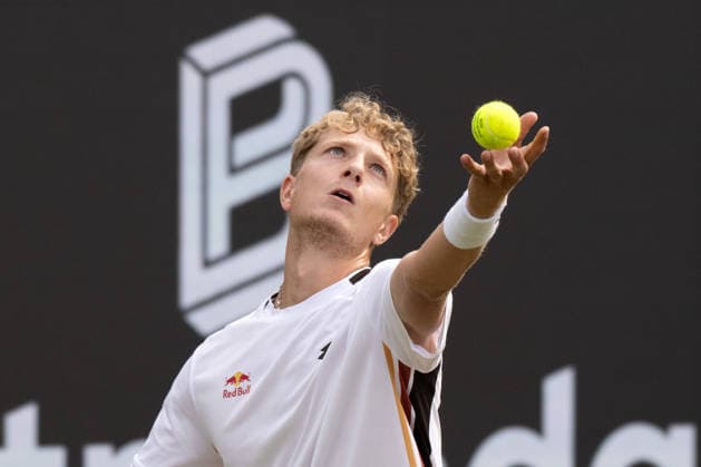 Martin Landaluce ESP xettx, Germany, Stuttgart, 11 06 2026, Tennis, Boss Open, Day 6, 2026, Round of 16, M Landaluce ESP T Fritz USA , TC Weissenhof, Center Court