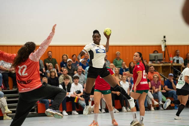 Germany U20w vs Portugal U20w, Handball, Four Nations Tournament, 11 6 2026, Season 2025 2026, Hannover Farrelle Njinkeu Germany U20 Women, 05, plays at HSG Blomberg Lippe in goal throw Hannover Sporthalle Sahlkamp Germany