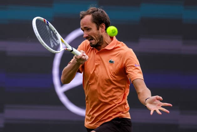 ROSMALEN, NETHERLANDS - JUNE 11: Daniil Medvedev plays a forehand in his Men s Singles Second Round match against Thijs Boogaard of the Netherlands during Day 4 of the Libema Open Grass Court Championships at the Autotron on June 11, 2026 in Rosmalen, Netherlands.  Copyright: xRenexNijhuis MBxMediax