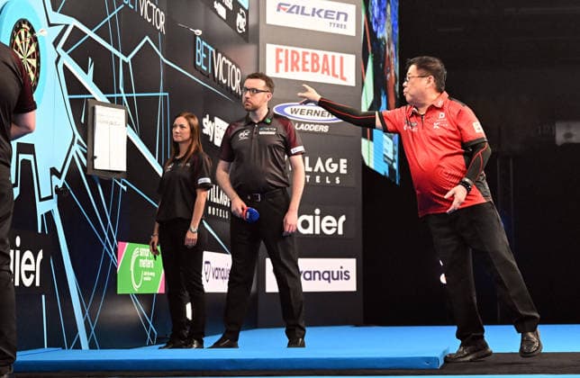 11 06 2026, xhbx, Dart World Cup of Darts 2025, v l Paul Lim Singapore DFL DFB REGULATIONS PROHIBIT ANY USE OF PHOTOGRAPHS as IMAGE SEQUENCES and or QUASI VIDEO Frankfurt