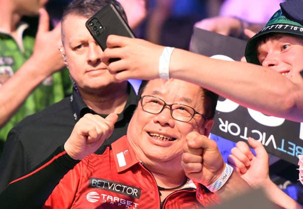 11 06 2026, xhbx, Dart World Cup of Darts 2025, v l Paul Lim Singapore DFL DFB REGULATIONS PROHIBIT ANY USE OF PHOTOGRAPHS as IMAGE SEQUENCES and or QUASI VIDEO Frankfurt