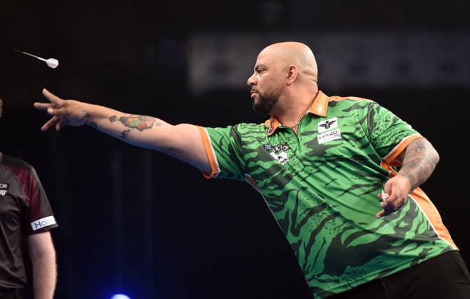 11 06 2026, xhbx, Dart World Cup of Darts 2025, v l Devon Petersen South Africa DFL DFB REGULATIONS PROHIBIT ANY USE OF PHOTOGRAPHS as IMAGE SEQUENCES and or QUASI VIDEO Frankfurt