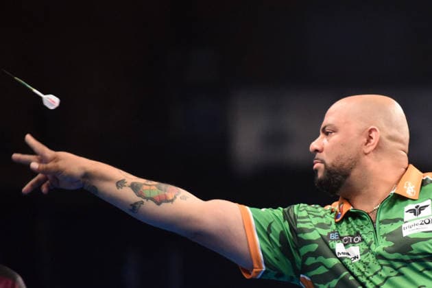 11 06 2026, xhbx, Dart World Cup of Darts 2025, v l Devon Petersen South Africa DFL DFB REGULATIONS PROHIBIT ANY USE OF PHOTOGRAPHS as IMAGE SEQUENCES and or QUASI VIDEO Frankfurt