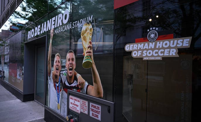 Football FIFA World Cup 2026 11 06 2026 Exterior view of the German House of Soccer in Manhattan New York, Pre Opening at the opening match of the World Cup 2026, Mexico South Africa, fourth German World Cup victory 2014 in Rio Brazil, Bastian Schweinsteiger and Lukas Podolski with trophy