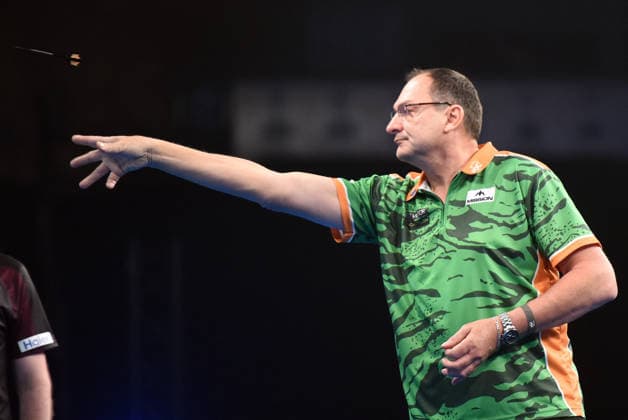 11 06 2026, xhbx, Dart World Cup of Darts 2025, v l Graham Filby South Africa DFL DFB REGULATIONS PROHIBIT ANY USE OF PHOTOGRAPHS as IMAGE SEQUENCES and or QUASI VIDEO Frankfurt