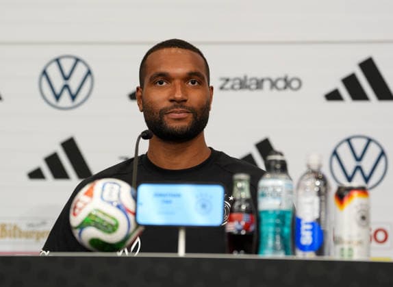 Jonathan Tah Germany, 4 participates in press conference USA, German national soccer team, press conference, Winston Salem, 11 06 2026 USA, German national soccer team, press conference, Winston Salem, 11 06 2026 Winston Salem Copyright: xEibner-Pressefoto ScottxColemanx EP_SCN