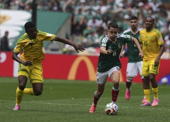 Mexico v South Africa - FIFA World Cup, WM, Weltmeisterschaft, Fussball 2026 - Group A MEXICO CITY, MEXICO - JUNE 11: Alvaro Fidalgo (8) of Mexico in action during the World Cup First Stage Group A match between Mexico and South Africa at Estadio Azteca (Mexico Stadium) in Mexico City, Mexico on June 11, 2026. Juancho Torres Anadolu Mexico City Mexico. Editorial use only. Please get in touch for any other usage.  Copyright: x2026xAnadoluxJuanchoxTorresx