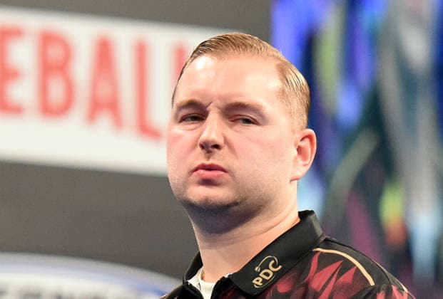 11 06 2026, xhbx, Dart World Cup of Darts 2025, v l Dimitri Van den Bergh Belgium disappointed, looking disappointed, dissapointed DFL DFB REGULATIONS PROHIBIT ANY USE OF PHOTOGRAPHS as IMAGE SEQUENCES and or QUASI VIDEO Frankfurt