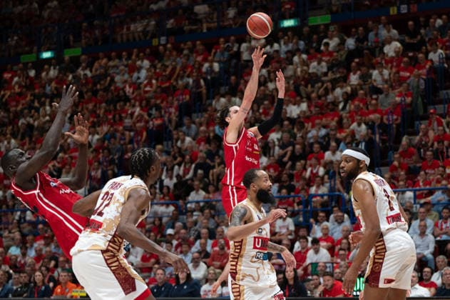 IPA85587815 - Leandro Bolmaro (Olimpia Milano) attempts a three-point shot during the Playoffs - Final - EA7 Emporio Armani Milano vs. Umana Reyer Venezia, an Italian Basketball Serie A game in Milan, Italy, on June 11, 2026  Copyright: xSaraxAngelica IPAxSportx xx 85587815