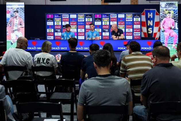 Croatia Training And press conference, PK, Pressekonferenz - FIFA World Cup, WM, Weltmeisterschaft, Fussball 2026 Martin Baturina of Croatia, Dominik Livakovic of Croatia and Head of communications at Croatian Football Federation Tomislav Pacak speak with a media on press conference of Croatia national football team at training centre at Episcopal High School on June 11, 2026 in Alexandria, Virginia.  IgorxKralj PIXSELL