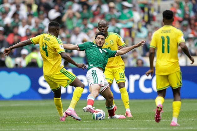 MEXICO, MEXICO CITY - JUNE 11, 2026: South Africa s Teboho Mokoena, Mexico s Raul Jimenez, South Africa s Nkosinathi Sibisi and Themba Zwane (L-R) fight for the ball in the 2026 FIFA World Cup, WM, Weltmeisterschaft, Fussball Group A football match between Mexico and South Africa at Mexico City Stadium. Mikhail Sinitsyn TASS  93686068