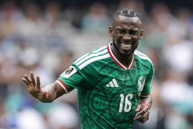 MEXICO, MEXICO Mexico City - JUNE 11, 2026: Mexico s Julian Quinones in action in the 2026 FIFA World Cup, WM, Weltmeisterschaft, Fussball Group A football match between Mexico and South Africa at Mexico City Stadium World Cup 2026: Mexico 2:0 South Africa  - ZUMAt113 20260611_zaa_t113_437 Copyright: xMikhailxSinitsynx