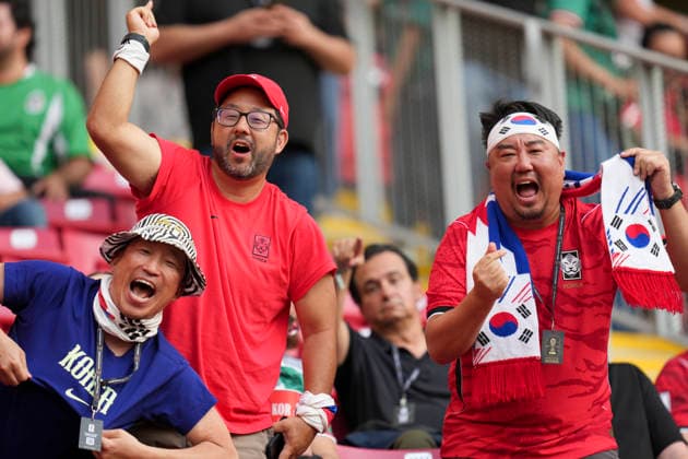 (260612) -- GUADALAJARA, June 12, 2026 -- Fans of South Korea cheer before the group A match between South Korea and the Czech Republic at the 2026 FIFA World Cup, WM, Weltmeisterschaft, Fussball at Guadalajara Stadium in Guadalajara, Mexico, June 11, 2026. (Photo by Xinhua) (SP)MEXICO-GUADALAJARA-FOOTBALL-FIFA WORLD CUP-GROUP A-KOR VS CZE MartinxZabala 