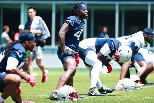FOXBOROUGH, MA- JUNE 11: Quintayvious Hutchins 45 of the New England Patriots warmup during New England Patriots Minicamp on June 11, 2026, at Gillette Stadium in Foxborough, Massachusetts. (Photo by Summer Lamont Icon Sportswire) NFL, American Football Herren, USA JUN 11 New England Patriots Minicamp EDITORIAL USE ONLY Icon260611018