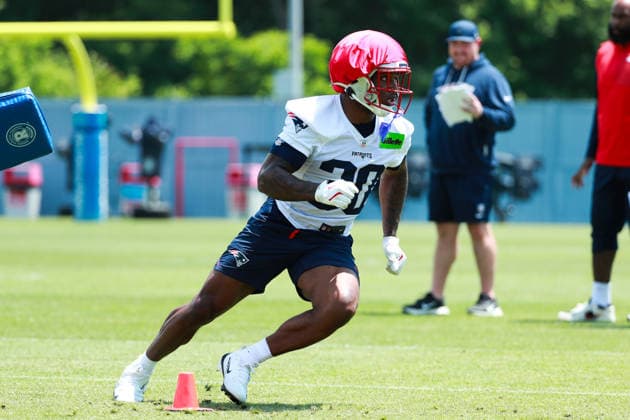 FOXBOROUGH, MA- JUNE 11: Jam Miller 30 of the New England Patriots runs through a drill during New England Patriots Minicamp on June 11, 2026, at Gillette Stadium in Foxborough, Massachusetts. (Photo by Summer Lamont Icon Sportswire) NFL, American Football Herren, USA JUN 11 New England Patriots Minicamp EDITORIAL USE ONLY Icon260611024