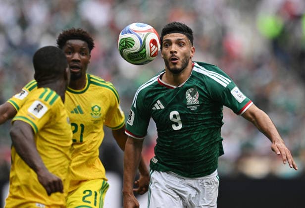 (260612) -- MEXICO CITY, June 12, 2026 -- Raul Jimenez (R) of Mexico competes during the group A match between Mexico and South Africa at the 2026 FIFA World Cup, WM, Weltmeisterschaft, Fussball at Mexico City Stadium in Mexico City, Mexico, June 11, 2026. (Photo by Xinhua) (SP)MEXICO-MEXICO CITY-FOOTBALL-FIFA WORLD CUP-GROUP A-MEX VS RSA LucioxTavora 