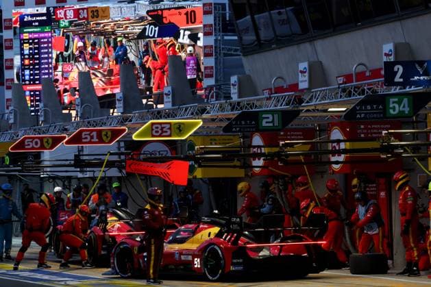 24 Heures du Mans automobile Alexandre Dimou ALEXPRESS MAXPPP - Ferrari 499P LMP1 Alessandro Pier Guidi - James Calado - Antonio Giovinazzi et Ferrari 499P LMP1 Antonio Fuoco - Nicklas Nielsen - Miguel Molina pendant qualcification Hyperpole lors des 24H du Mans 2026 Alexandre Dimou Agence Alexpress 24 Hours of Le Mans automobile Le Mans France  Copyright: xALEXPRESS MAXPPPxAlexandrexDimoux DIM202606113565 DIM202606113565