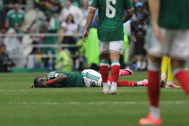 Fußball, FIFA WM 2026, Mexiko - Südafrika #5 Mexico V South Africa - 2026 FIFA World Cup, WM, Weltmeisterschaft, Fussball 1st Round Julian Quinones 16 of Mexico receives a foul during the Group A first-round match of the 2026 FIFA World Cup at Estadio Azteca. on June 11, 2026, in Mexico City, Mexico. (Photo by Ian Robles Eyepix Group) Copyright: xIanxRoblesx EyepixxGroupx EL_11062026_186637JPEG