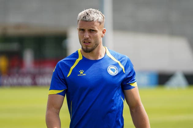 Bosnia and Herzegovina Training Day - 2026 FIFA World Cup, WM, Weltmeisterschaft, Fussball Ermedin DEMIROVIC 10 of Bosnia and Herzegovina national football team warms-up during the training day ahead the 2026 FIFA World Cup Group B match against Canada at Centennial Park. on June 11, 2026 in Toronto, Canada. Toronto Ontario Canada Copyright: xLeonardoxRamirezx