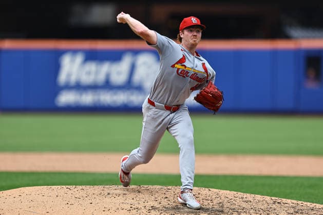 MLB, Baseball Herren, USA St. Louis Cardinals Vs. New York Mets St. Louis Cardinals starting pitcher Hunter Dobbins 40 throws during the fifth inning of a baseball game against the New York Mets at Citi Field in Flushing, New York, on June 11, 2026. Flushing New York United States  Copyright: xGordonxDonovanx originalFilename:donovan-mlbstlou260611_npGkf.jpg