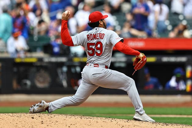 MLB, Baseball Herren, USA St. Louis Cardinals Vs. New York Mets St. Louis Cardinals relief pitcher JoJo Romero 59 throws during the seventh inning of a baseball game against the New York Mets at Citi Field in Flushing, New York, on June 11, 2026. Flushing New York United States  Copyright: xGordonxDonovanx originalFilename:donovan-mlbstlou260611_npYbd.jpg