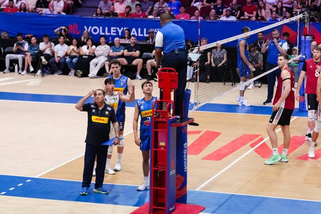 Volleyball, Nations League, Deutschland - Italien Germany V Italy - 2026 Men s Volleyball Nations League - Ottawa -Day2 Paolo Porro 2 of Italy reacts during the 2026 Men s Volleyball Nations League match between Germany and Italy at TD Place Arena in Ottawa, Canada, on June 11, 2026. Ottawa Ontario Canada  Copyright: xYuanxTianx originalFilename:tian-2026mens260611_npcRM.jpg