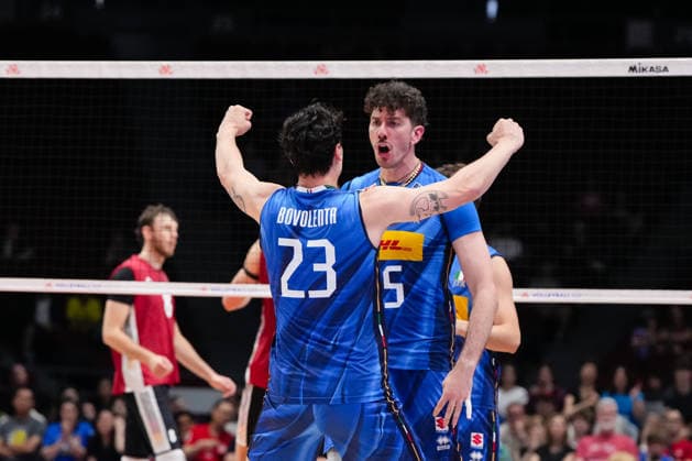 Volleyball, Nations League, Deutschland - Italien Germany V Italy - 2026 Men s Volleyball Nations League - Ottawa -Day2 Giovannimaria Gargiulo 25 and Alessandro Alberto Bovolenta 23 of Italy in action during the 2026 Men s Volleyball Nations League match between Germany and Italy at TD Place Arena in Ottawa, Canada, on June 11, 2026. Ottawa Ontario Canada  Copyright: xYuanxTianx originalFilename:tian-2026mens260611_npfEn.jpg