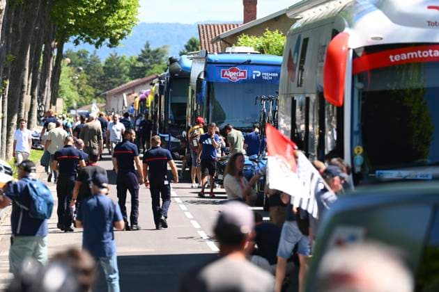 Tour Auvergne - Rhone-Alpes 2026 Stage 6 CREST-VOLAND, FRANCE - JUNE 12 : illustration picture team bus during stage 6 of the 78th edition of Tour Auvergne - Rhone-Alpes an UCI World Tour 2.UWT cycling road race stage for Men Elite of 182.3 km with start in Saint-Vulbas and finish in Crest-Voland on June 12, 2026 in Crest-Voland, France, 12 06 2026 ( Motordriver Guy De Vuyst - Crest-Voland France  Copyright: xVincentxKalutx