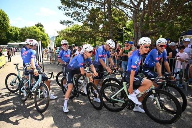 Tour Auvergne - Rhone-Alpes 2026 Stage 6 CREST-VOLAND, FRANCE - JUNE 12 : Uhlig Henri (GER) of Alpecin - Premier Tech, Belmans Lennert (BEL) of Alpecin - Premier Tech, Debruyne Ramses (BEL) of Alpecin - Premier Tech, Glivar Gal (SLO) of Alpecin - Premier Tech, Gogl Michael (AUT) of Alpecin - Premier Tech, Houle Hugo (CAN) of Alpecin - Premier Tech, Remijn Senna (NED) of Alpecin - Premier Tech during stage 6 of the 78th edition of Tour Auvergne - Rhone-Alpes an UCI World Tour 2.UWT cycling road race stage for Men Elite of 182.3 km with start in Saint-Vulbas and finish in Crest-Voland on June 12, 2026 in Crest-Voland, France, 12 06 2026 ( Motordriver Guy De Vuyst - Crest-Voland France  Copyright: xVincentxKalutx