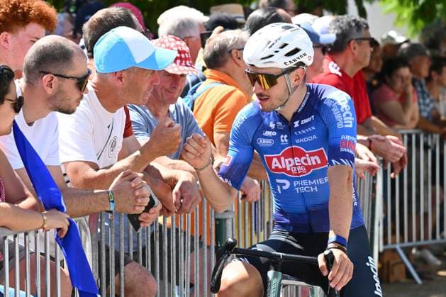 Tour Auvergne - Rhone-Alpes 2026 Stage 6 CREST-VOLAND, FRANCE - JUNE 12 : Uhlig Henri (GER) of Alpecin - Premier Tech during stage 6 of the 78th edition of Tour Auvergne - Rhone-Alpes an UCI World Tour 2.UWT cycling road race stage for Men Elite of 182.3 km with start in Saint-Vulbas and finish in Crest-Voland on June 12, 2026 in Crest-Voland, France, 12 06 2026 ( Motordriver Guy De Vuyst - Crest-Voland France  Copyright: xVincentxKalutx