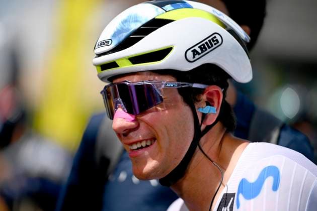 Tour Auvergne - Rhone-Alpes 2026 Stage 6 CREST-VOLAND, FRANCE - JUNE 12 : earpiece of Uijtdebroeks Cian (BEL) of Movistar Team during stage 6 of the 78th edition of Tour Auvergne - Rhone-Alpes an UCI World Tour 2.UWT cycling road race stage for Men Elite of 182.3 km with start in Saint-Vulbas and finish in Crest-Voland on June 12, 2026 in Crest-Voland, France, 12 06 2026 ( Motordriver Guy De Vuyst - Crest-Voland France  Copyright: xVincentxKalutx